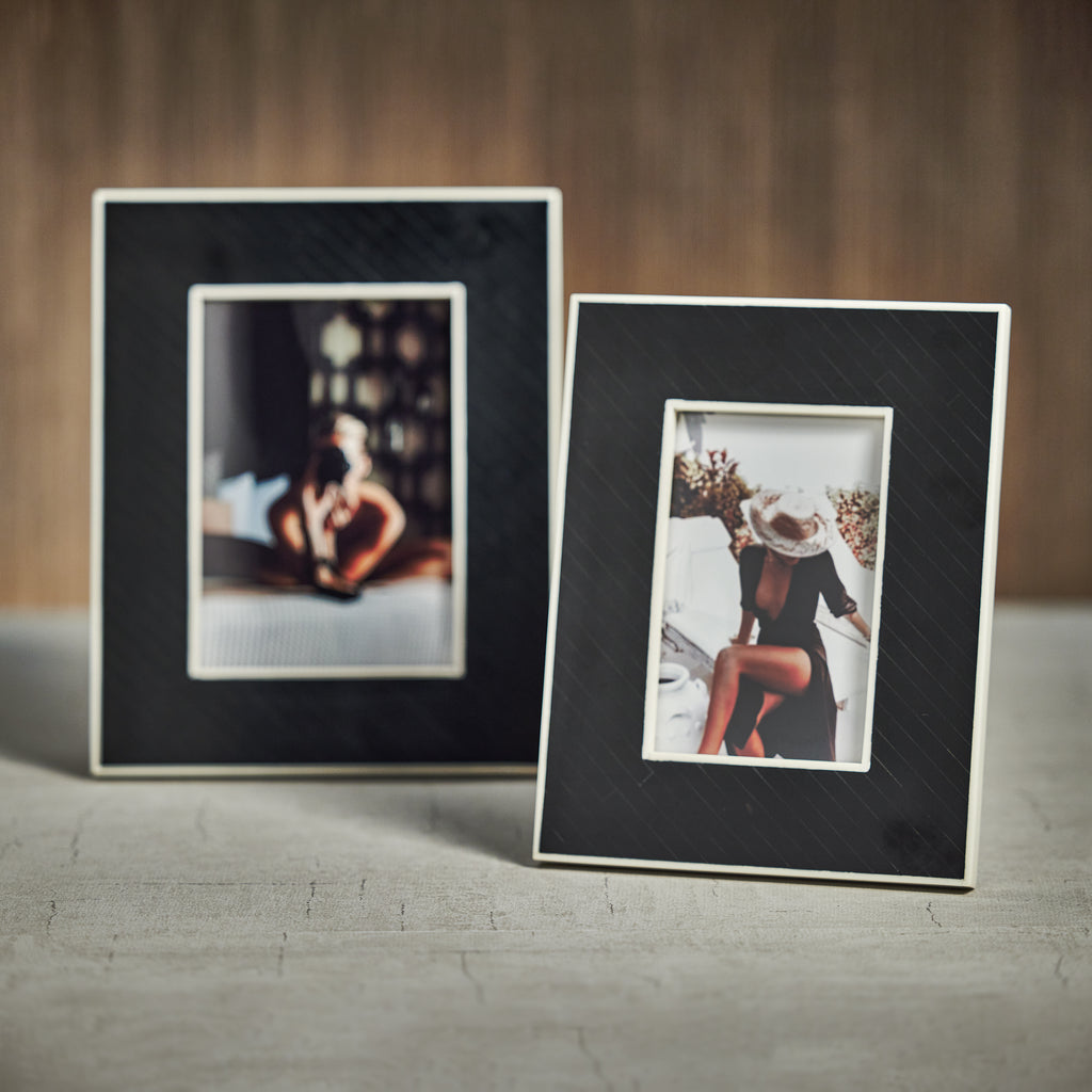 Black Bone Photo Frame with White Border - Image 2