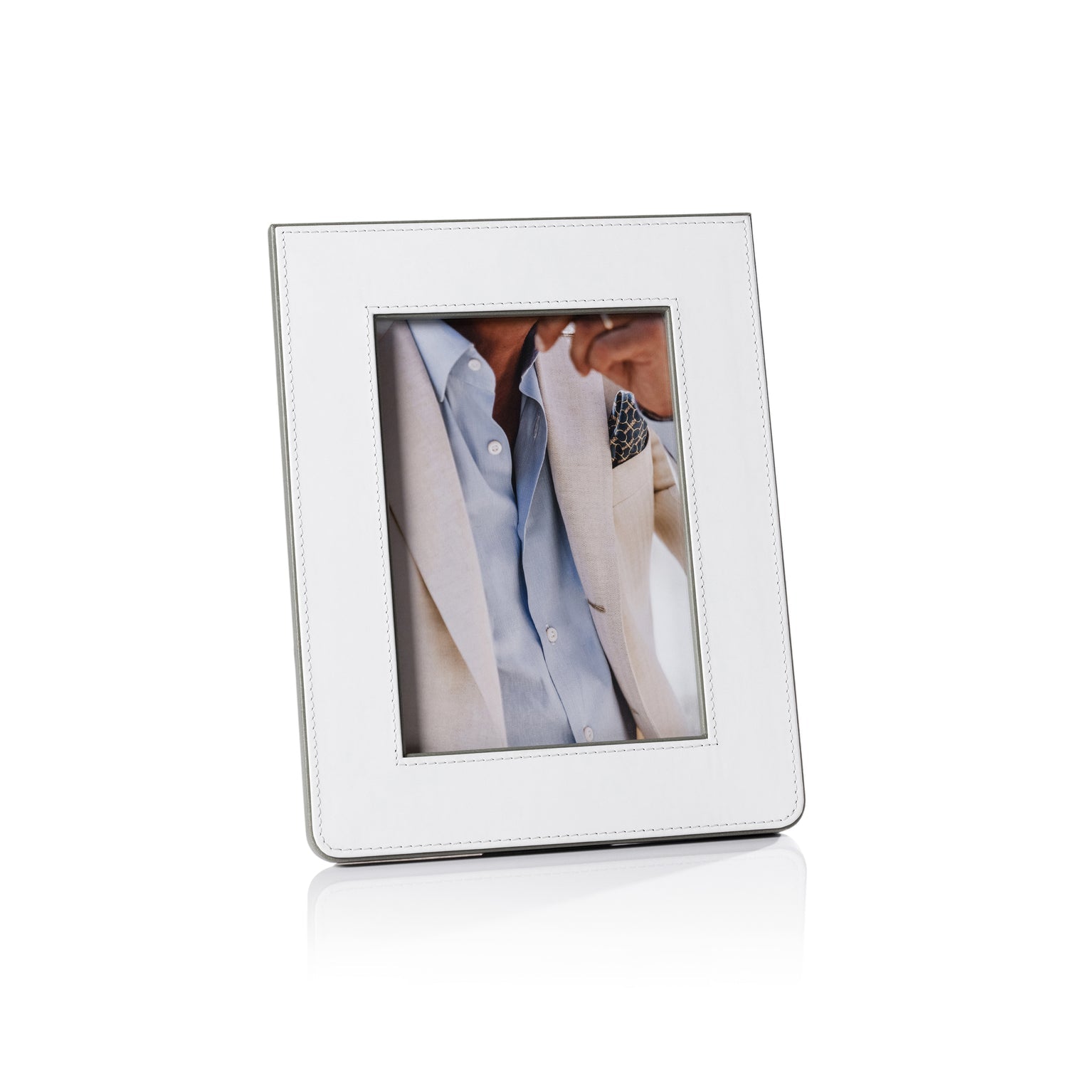 White and Gray Nappa Leather Photo Frame - Image 3
